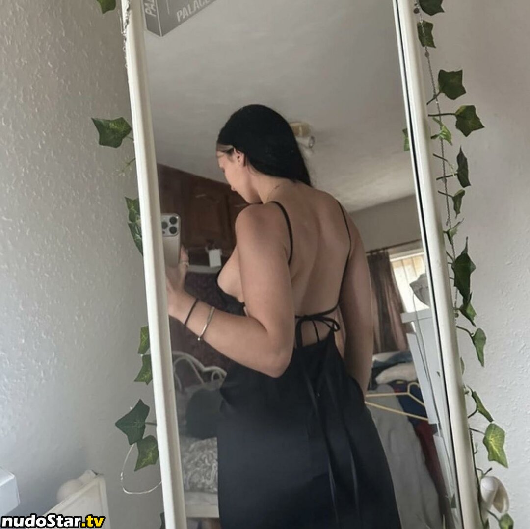 Ellie Done / elliedonex / sisbliss Nude OnlyFans Leaked Photo #22