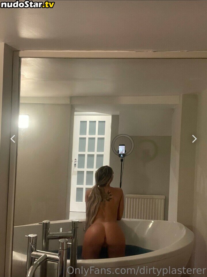 Ellie Nuttall / ell_nutall / sexyplasterer Nude OnlyFans Leaked Photo #21