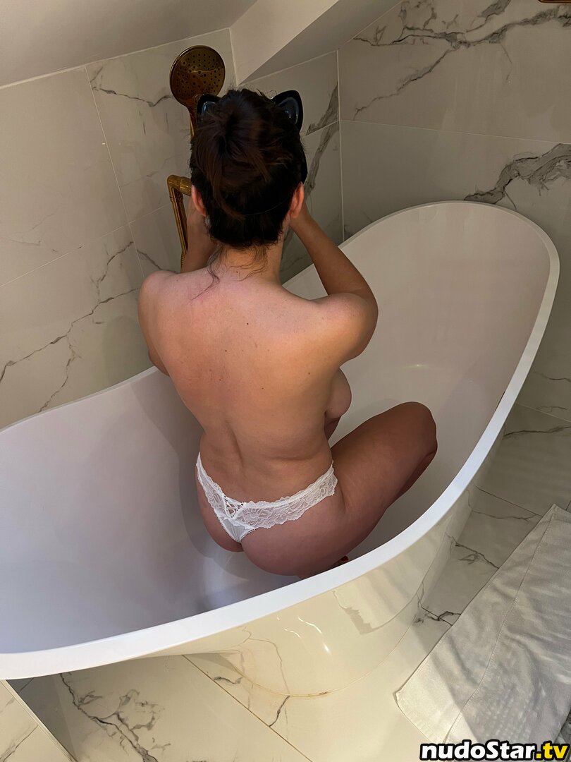 elsaliux Nude OnlyFans Leaked Photo #43