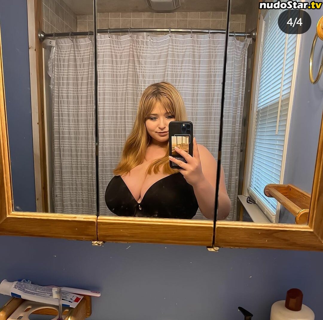 Emaliehall / Newhall802 / ameliahall / emalienewhall Nude OnlyFans Leaked Photo #64