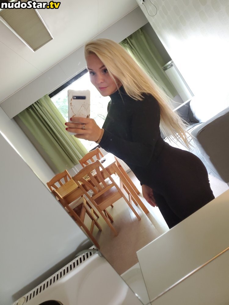 Emilia Linden / linden.emilia / princesslinden / user Nude OnlyFans Leaked Photo #1