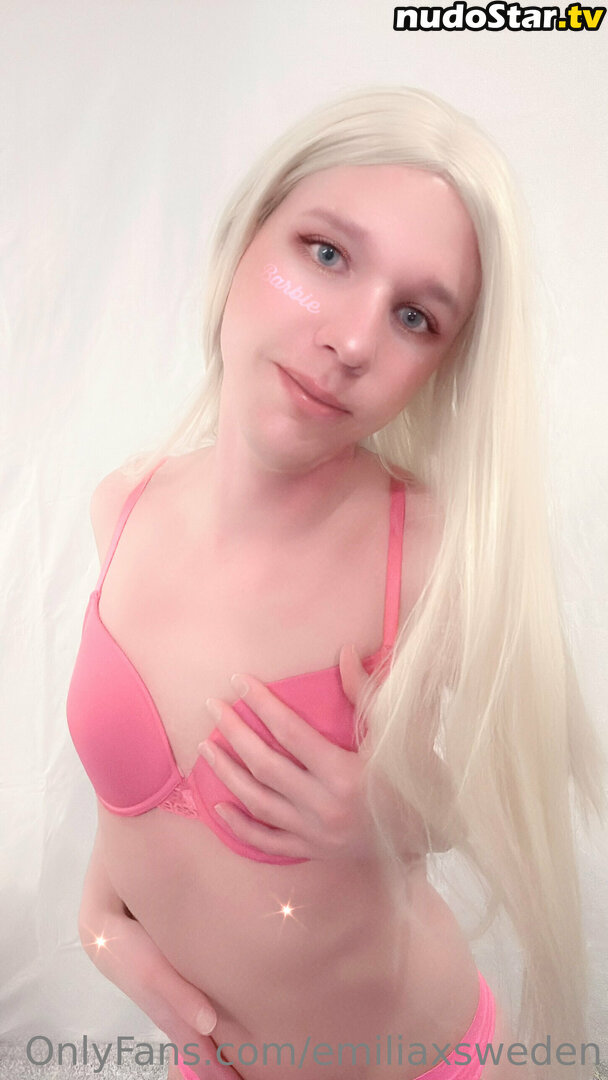 emiliaxsweden Nude OnlyFans Leaked Photo #33