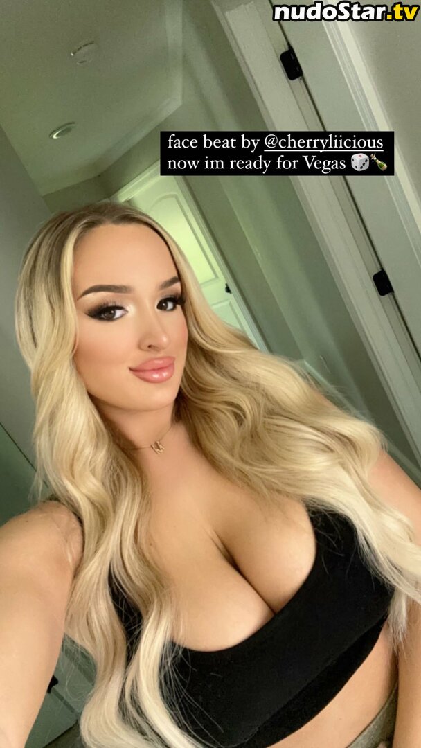 Emily M / emily.mills / mxemmm Nude OnlyFans Leaked Photo #91