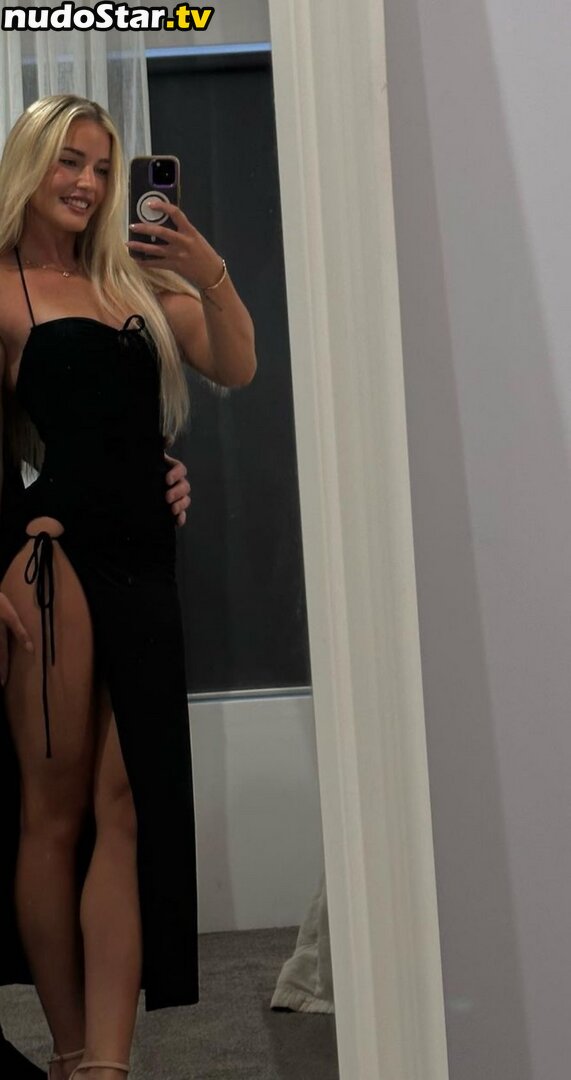 Emma Hartley / blondeyy101 Nude OnlyFans Leaked Photo #35