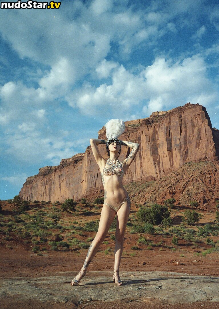 Emma Vauxdevil / vauxdevil Nude OnlyFans Leaked Photo #43