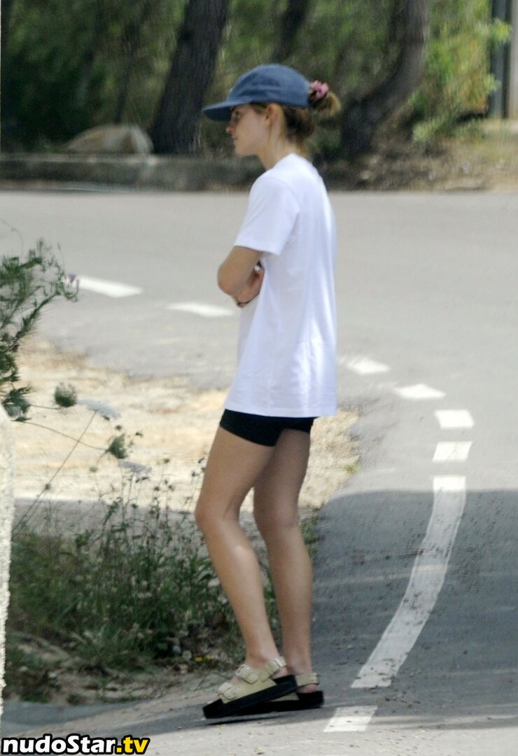 Emma Watson / emaazing / emmawatson Nude OnlyFans Leaked Photo #388