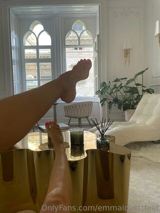 emmalovettfeet