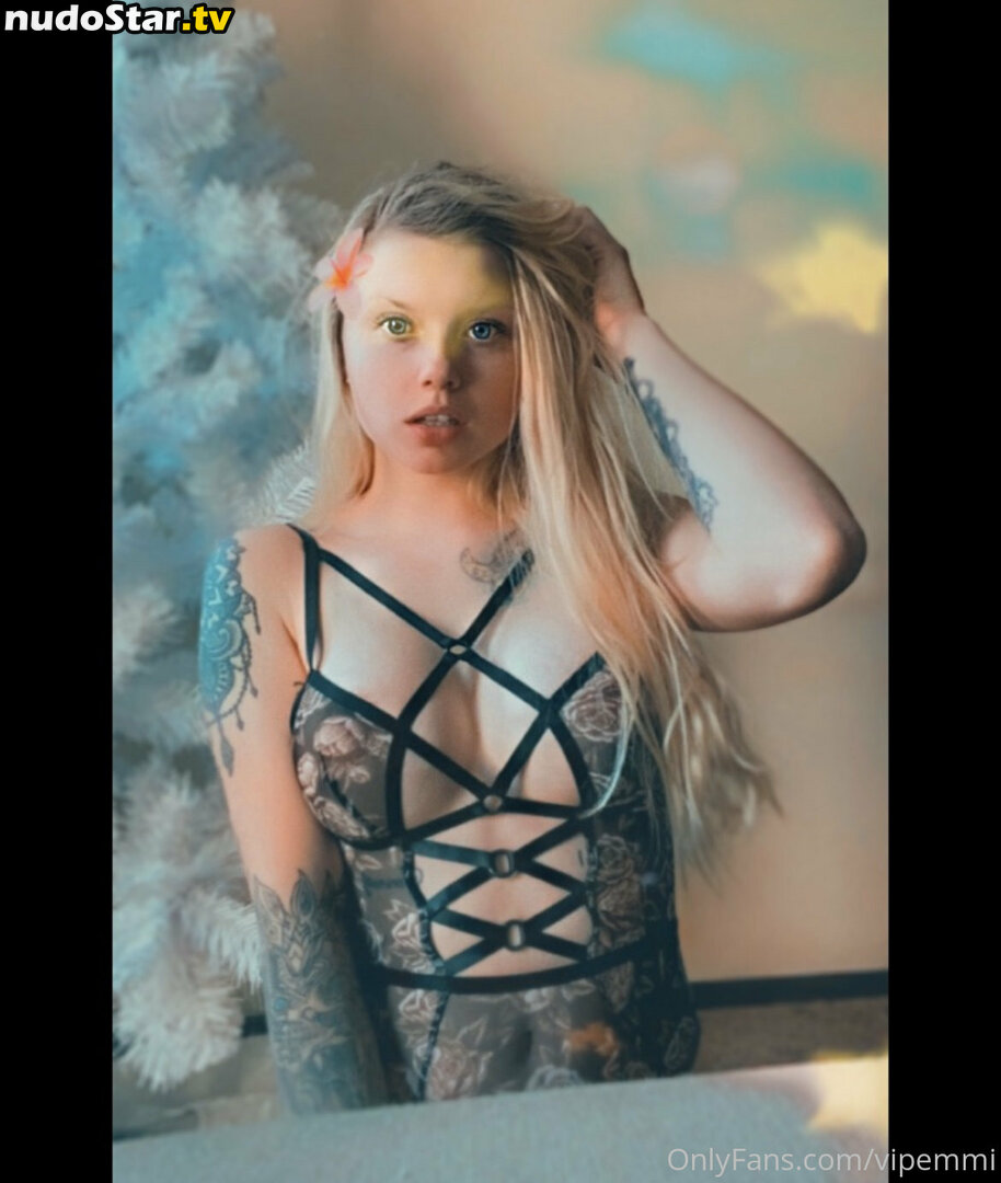 Emm1jo / Emmi Rose / blondesubie / emmyrose_ / https: Nude OnlyFans Leaked Photo #3