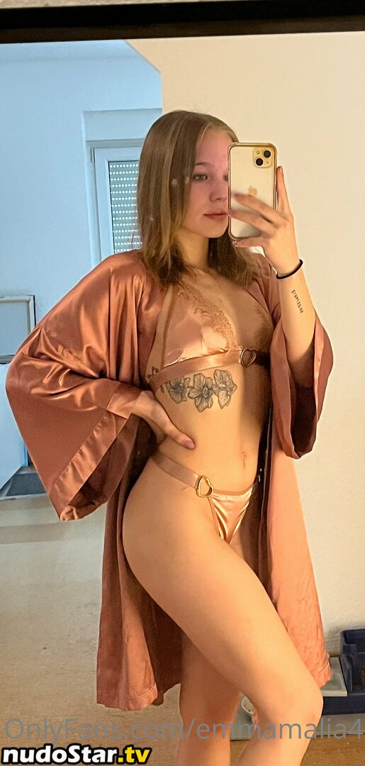 emmaliatofficial / emmimaliaofficl Nude OnlyFans Leaked Photo #6
