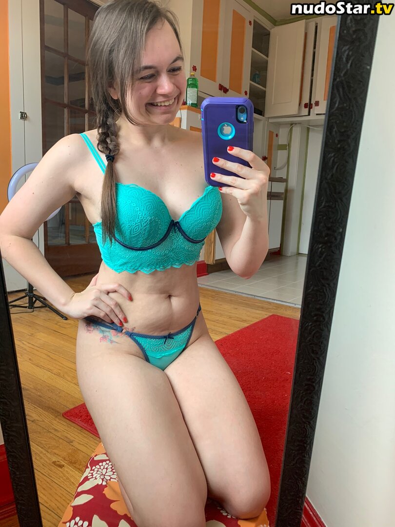 Emmy Lynn / emmylynnxoxo / emmylynnxxx Nude OnlyFans Leaked Photo #3