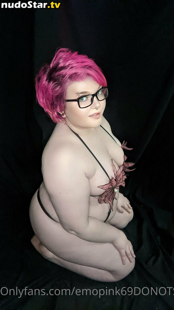 emopink69 / tv Nude OnlyFans Leaked Photo #53