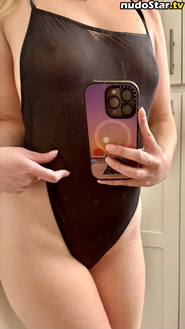 Erin Willett / erinwillett / heyits3r1n Nude OnlyFans Leaked Photo #33