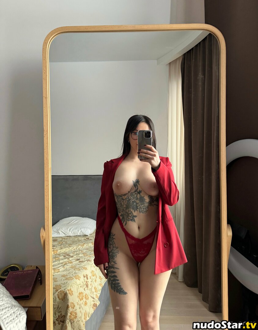 Es.lain / Yum Yum / Yummy Nude OnlyFans Leaked Photo #258