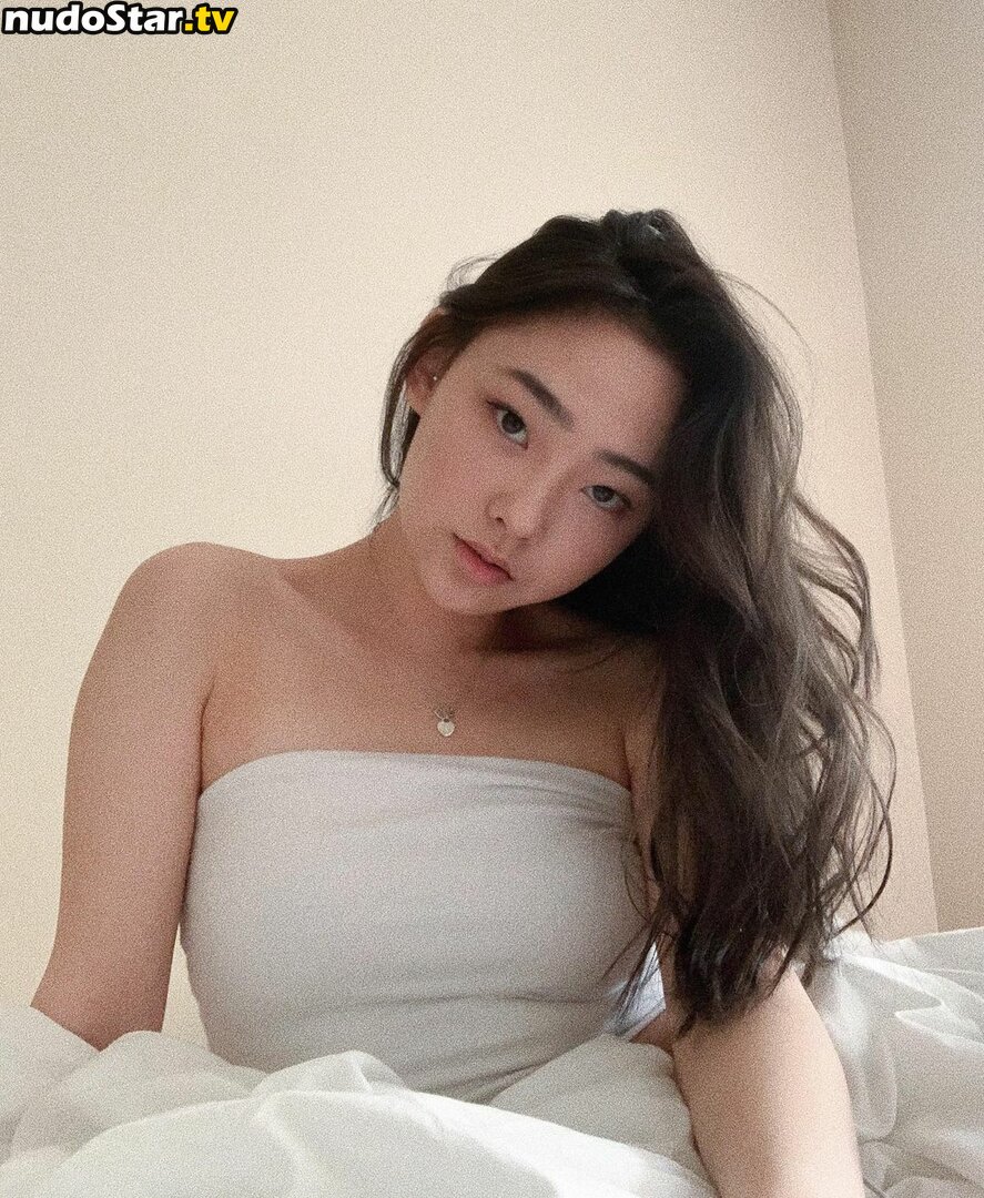 Esther Lee / esblee / esblee2 / goodie_isabelle Nude OnlyFans Leaked Photo #3