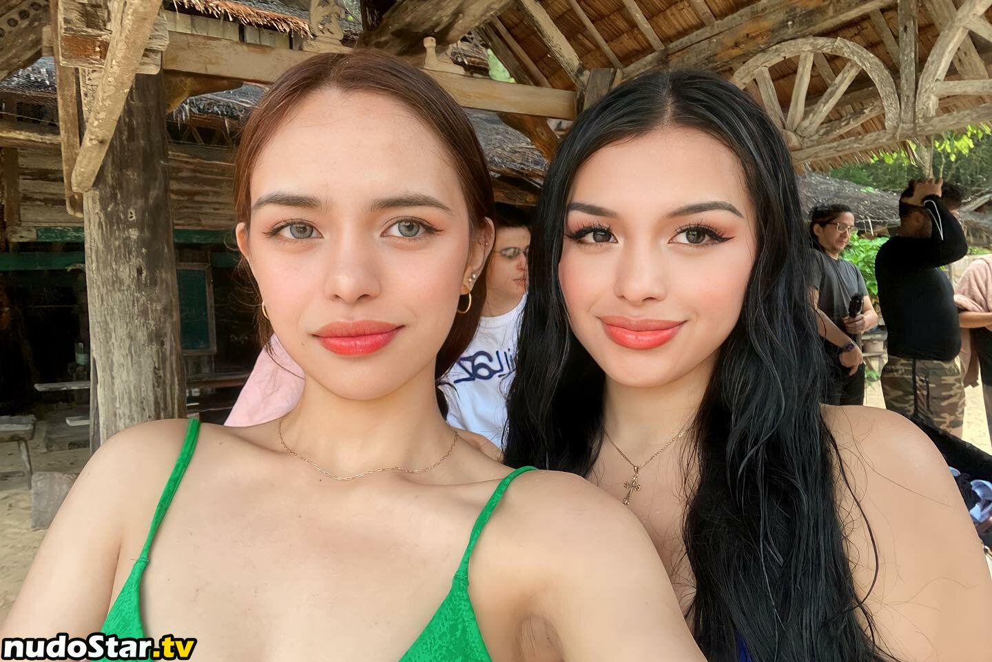 Escosis Sisters Nude OnlyFans Leaked Photo #7