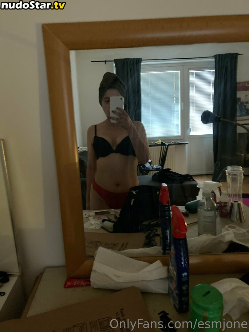 esmjone / esmjone1 Nude OnlyFans Leaked Photo #11