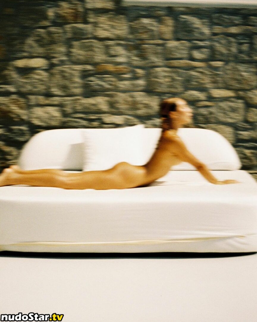 Eva Marisol Gutowski / mylifeaseva Nude OnlyFans Leaked Photo #32