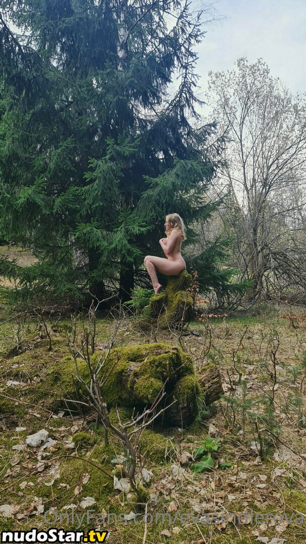 NeumimTweetovat / evasindlerova Nude OnlyFans Leaked Photo #3