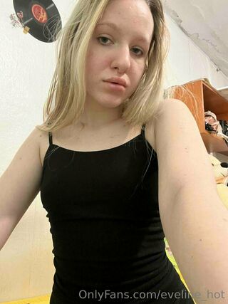 eveline_hot