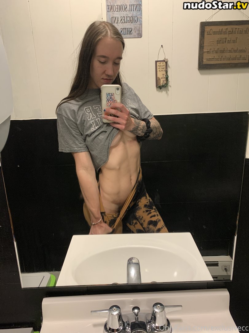 _u / exclusivecc Nude OnlyFans Leaked Photo #10