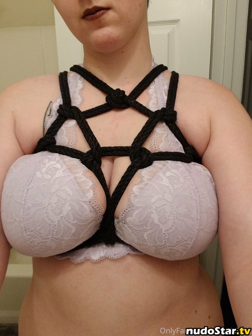 exemplarynoob / pixiedustplanner Nude OnlyFans Leaked Photo #1