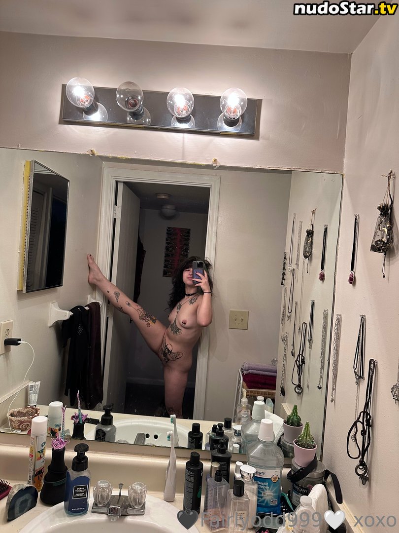 fairlyodd222 Nude OnlyFans Leaked Photo #17