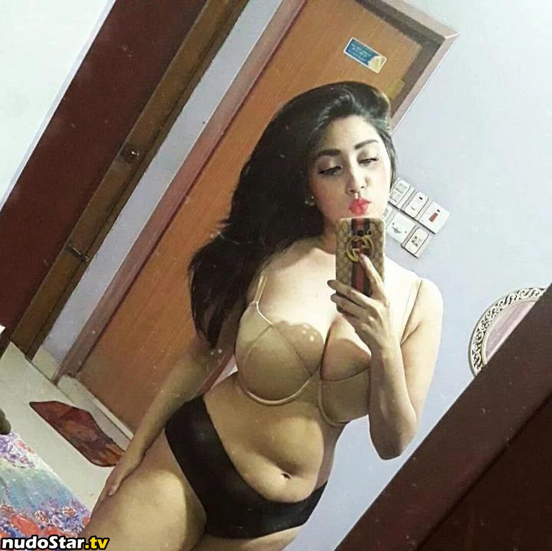 farihapriyam Nude OnlyFans Leaked Photo #11