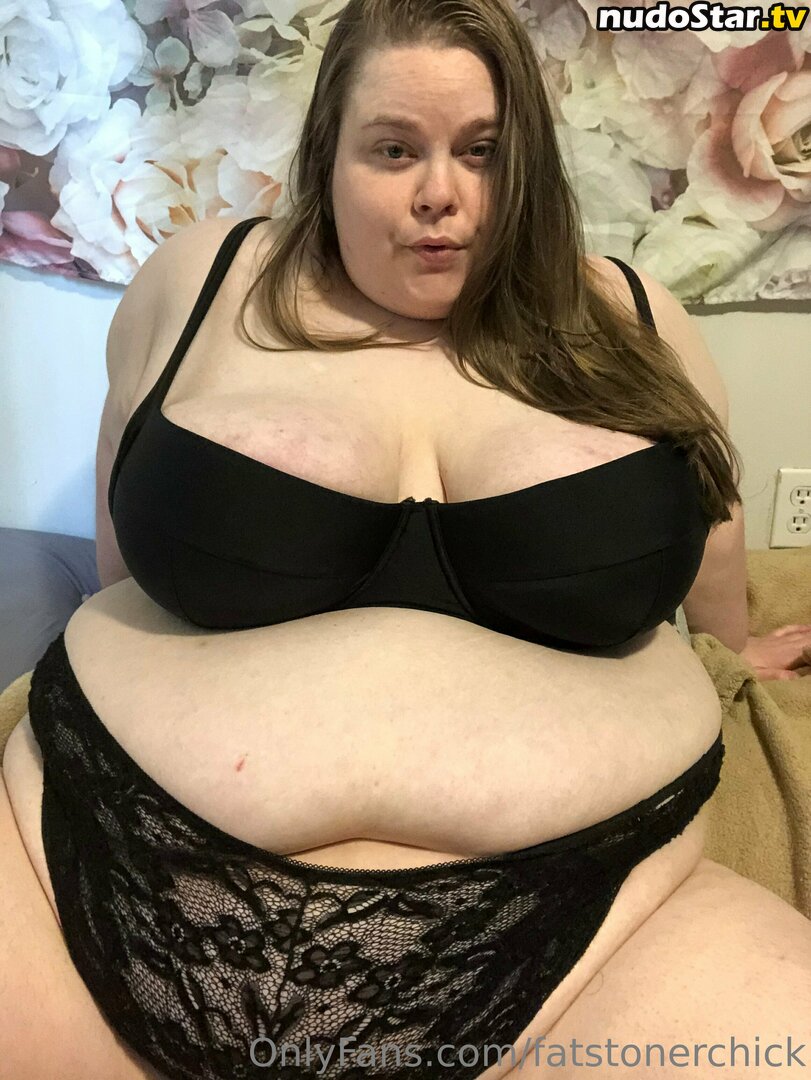 fatstonerchick Nude OnlyFans Leaked Photo #12