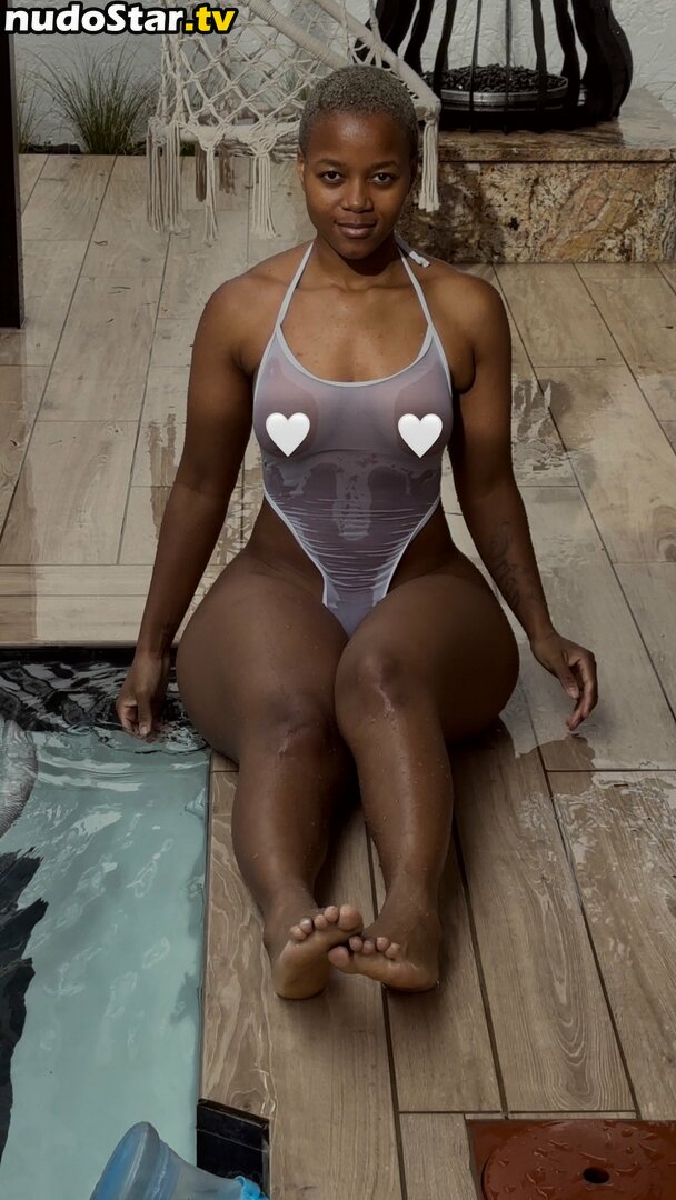 Faustina Thobakgale / faustinaroyale Nude OnlyFans Leaked Photo #4