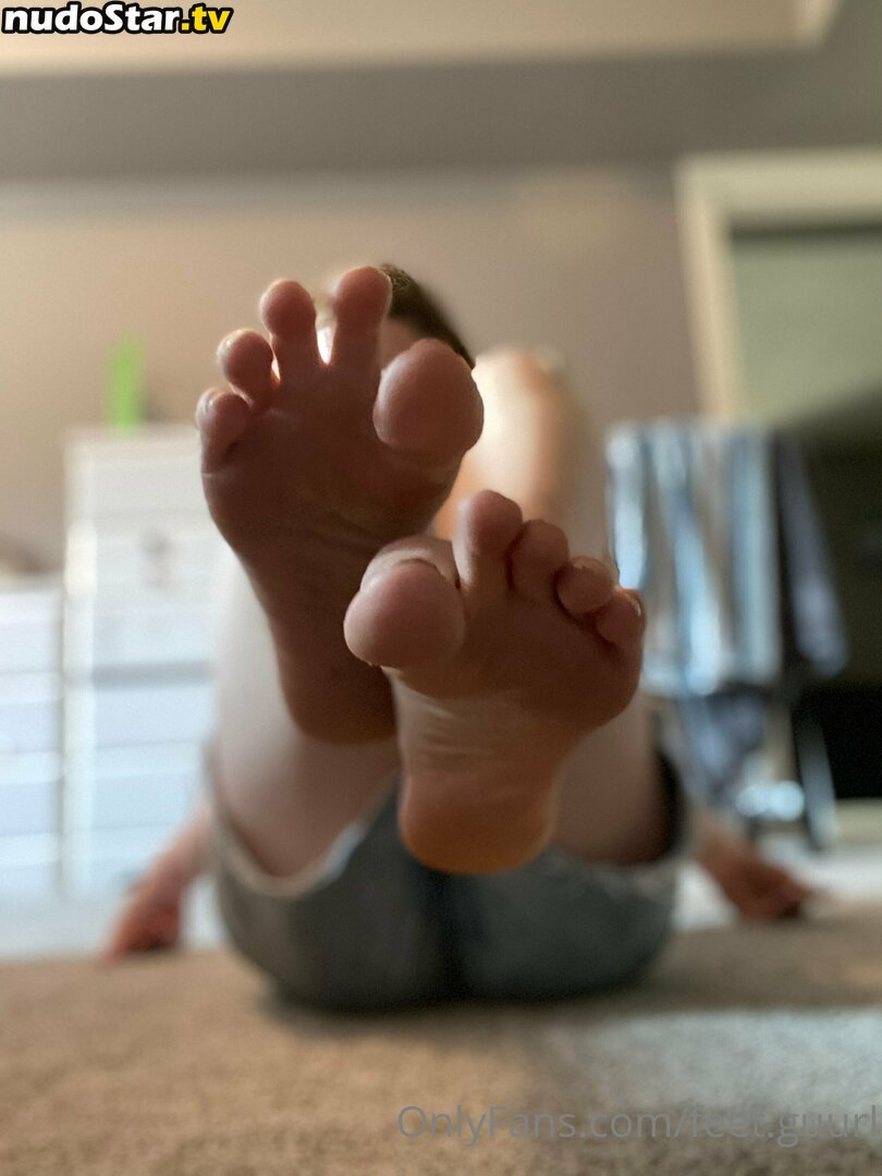 feet.guurl / sexyfeetbyr Nude OnlyFans Leaked Photo #5