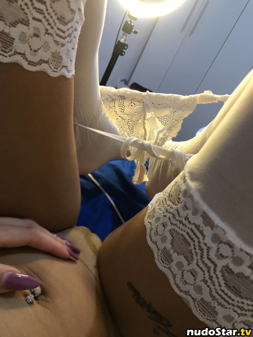 Fernandasoelaz / reservafernandasoelaz Nude OnlyFans Leaked Photo #30