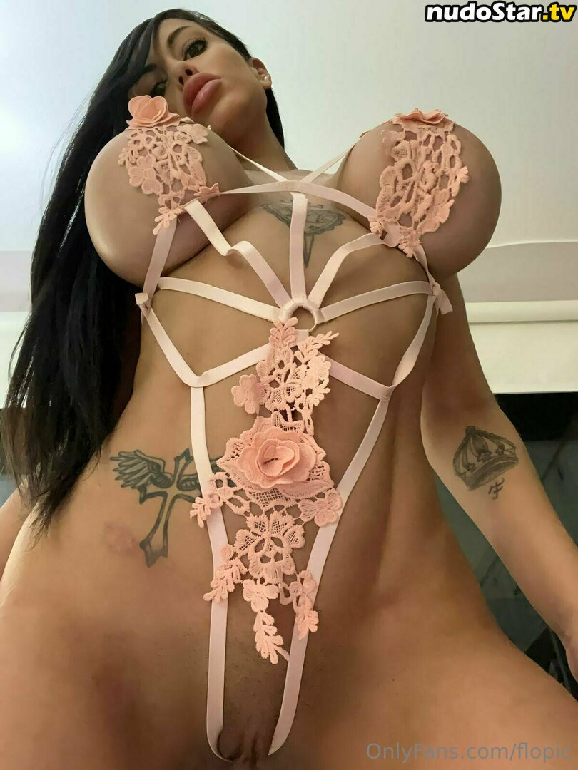 flopic / flopichilooficial Nude OnlyFans Leaked Photo #151