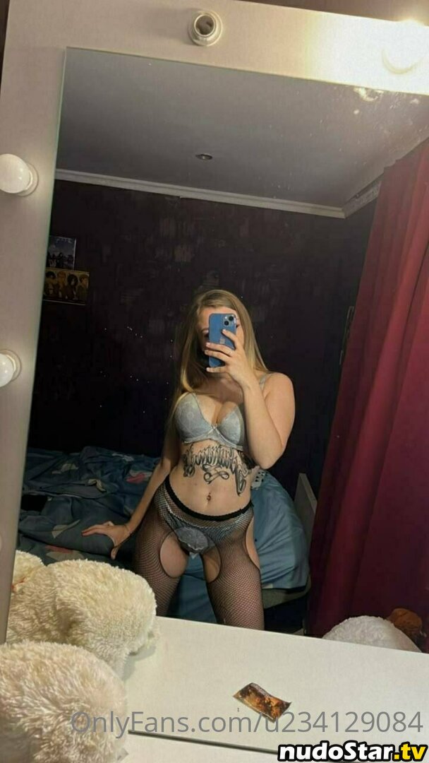 flora_bell / flora_belll Nude OnlyFans Leaked Photo #12
