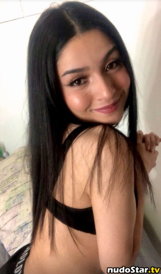 Flores_Isabella98 Nude OnlyFans Leaked Photo #3