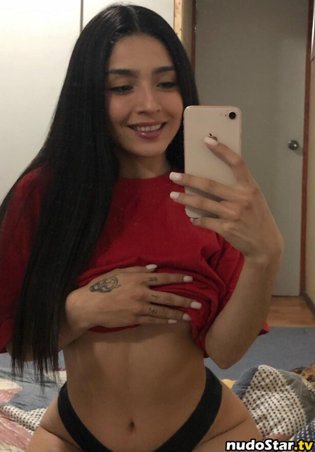 Flores_Isabella98 Nude OnlyFans Leaked Photo #14