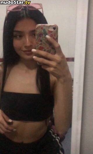Flores_Isabella98 Nude OnlyFans Leaked Photo #25