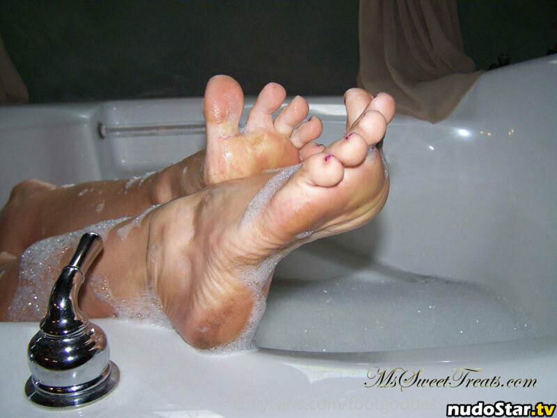 footgoddessbittavonsweet / the_foot_goddess_1 Nude OnlyFans Leaked Photo #76
