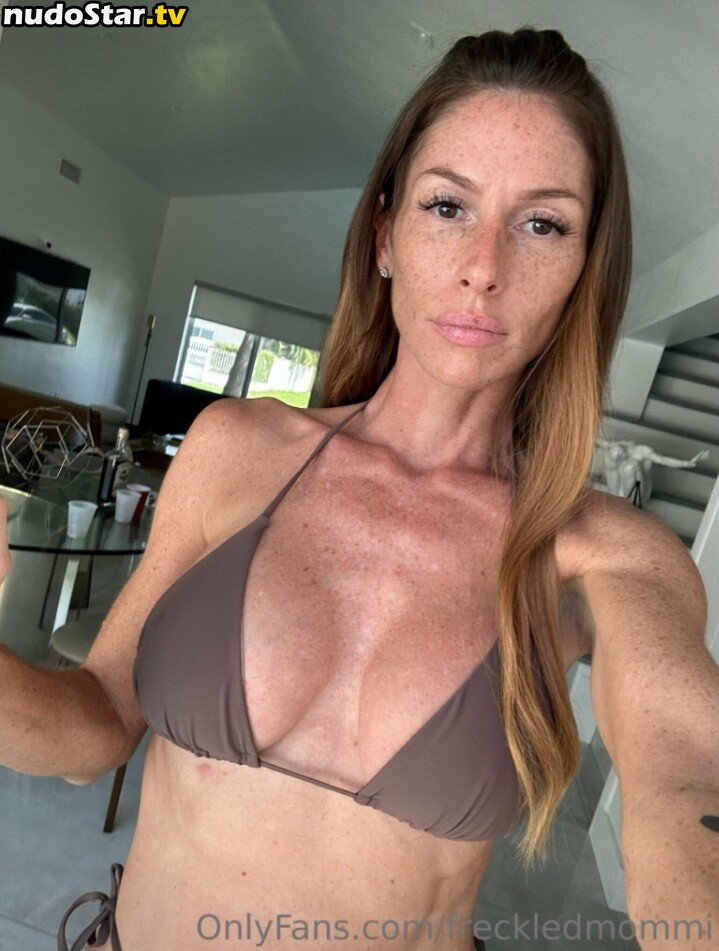 Freckledmommi Nude OnlyFans Leaked Photo #9