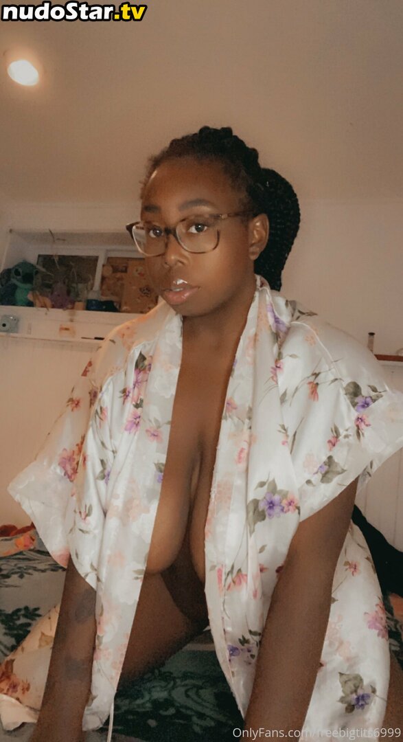 freebigtits6999 / hippychick7609 Nude OnlyFans Leaked Photo #13
