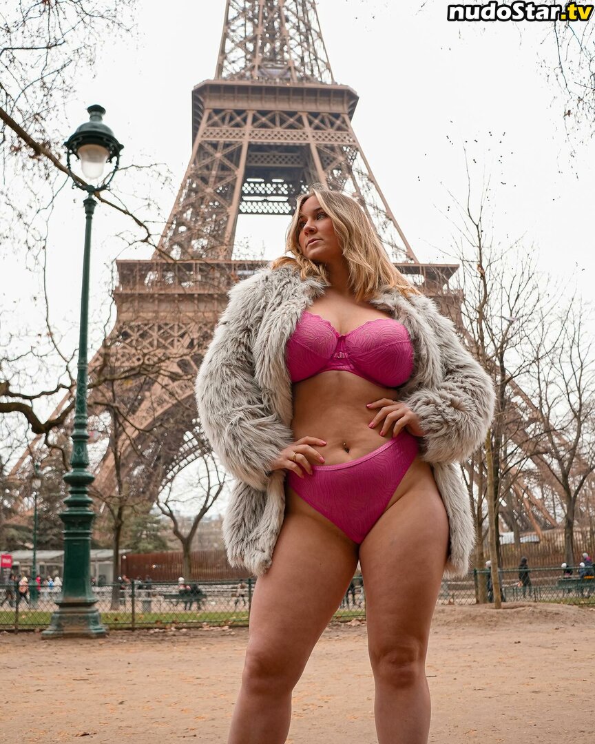 Lynn St. Jean / Saterra / fullerbustbestie Nude OnlyFans Leaked Photo #198