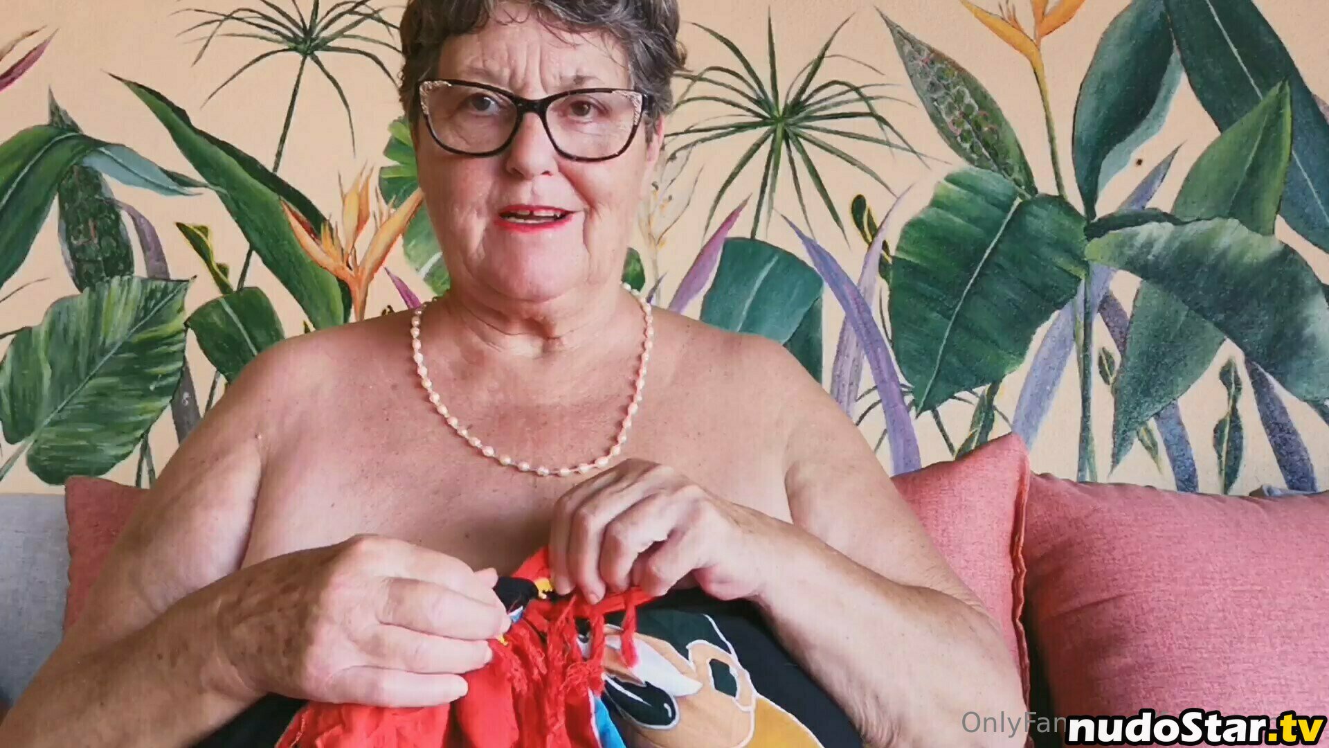 fungrannies / whathappenedtotomorrow Nude OnlyFans Leaked Photo #10