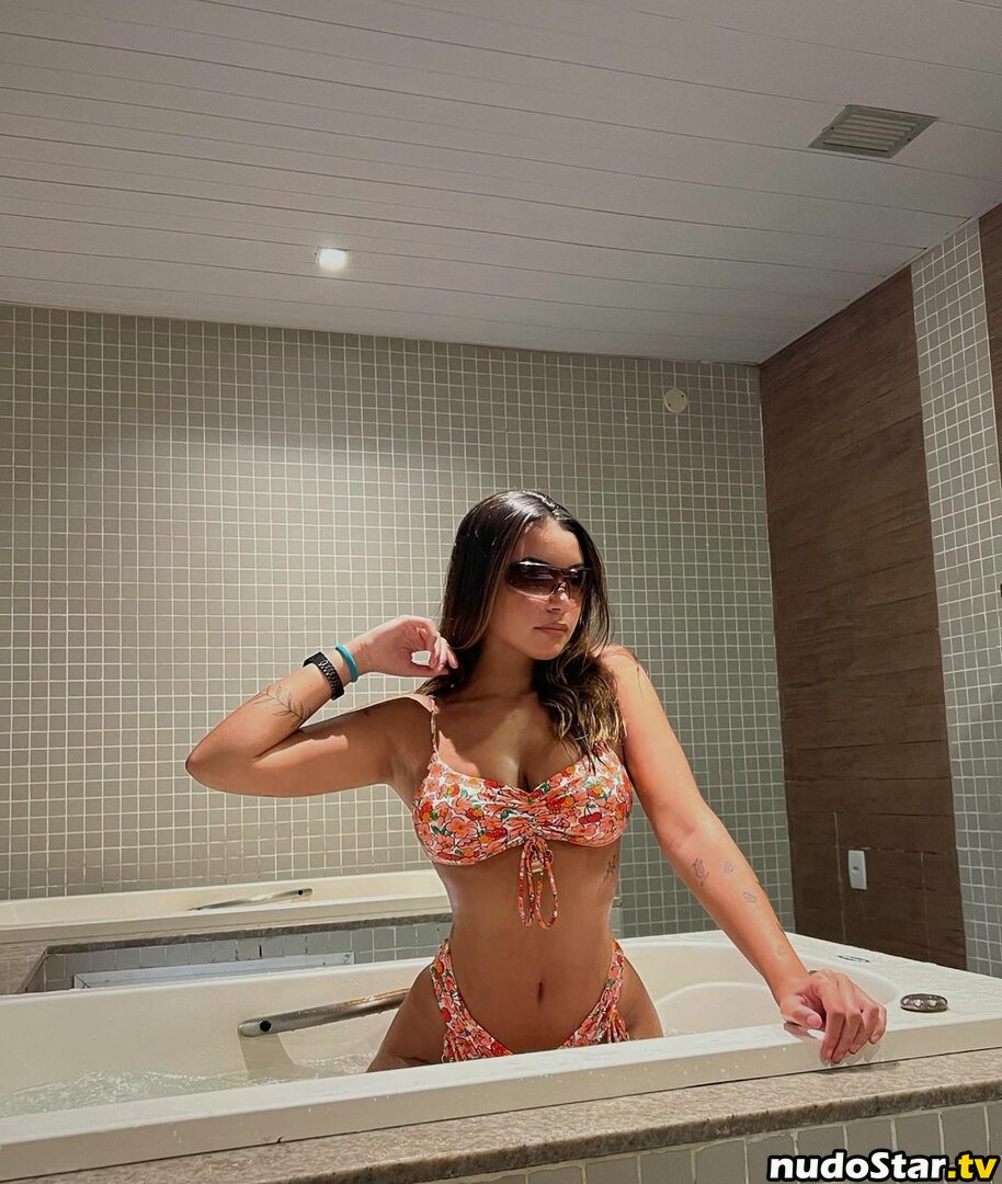 Gabriela Moura / gabimfmoura Nude OnlyFans Leaked Photo #313