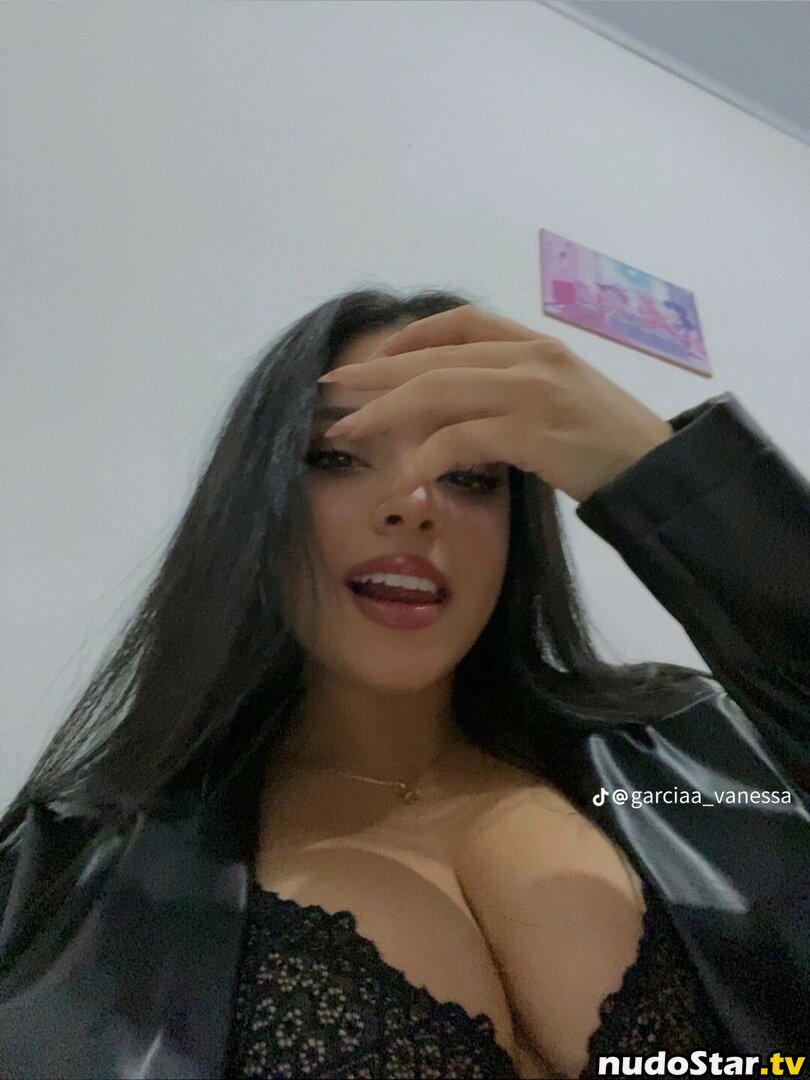 1vanessagarcia / _garcia.vanessa / vanessagarcia011 Nude OnlyFans Leaked Photo #14