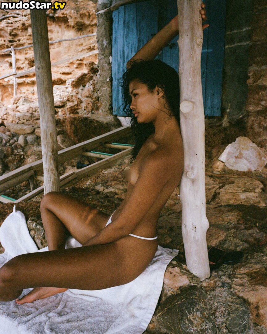 Geenah P / __geenah__ / ginapp Nude OnlyFans Leaked Photo #80