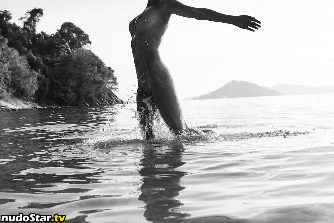 Genevieve Morton / genevievemorton Nude OnlyFans Leaked Photo #23