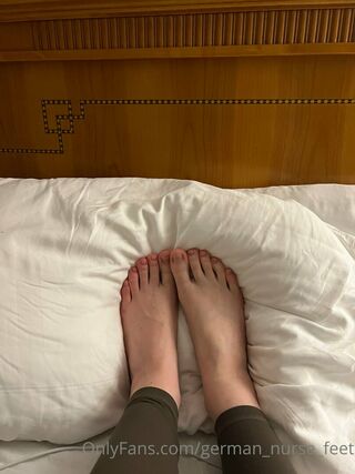 german_nurse_feet