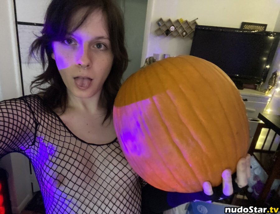 Ashely Lovecraft / GhostLovecraft / ghostlovedesigns Nude OnlyFans Leaked Photo #43
