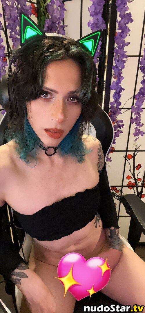 ghostlygoth / ghostyygoth Nude OnlyFans Leaked Photo #5