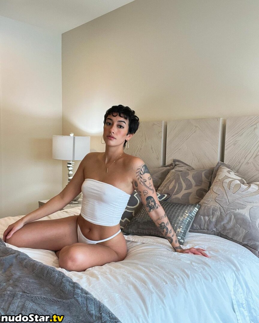 Gianna Evelyn / Giannaevelyn Nude OnlyFans Leaked Photo #8
