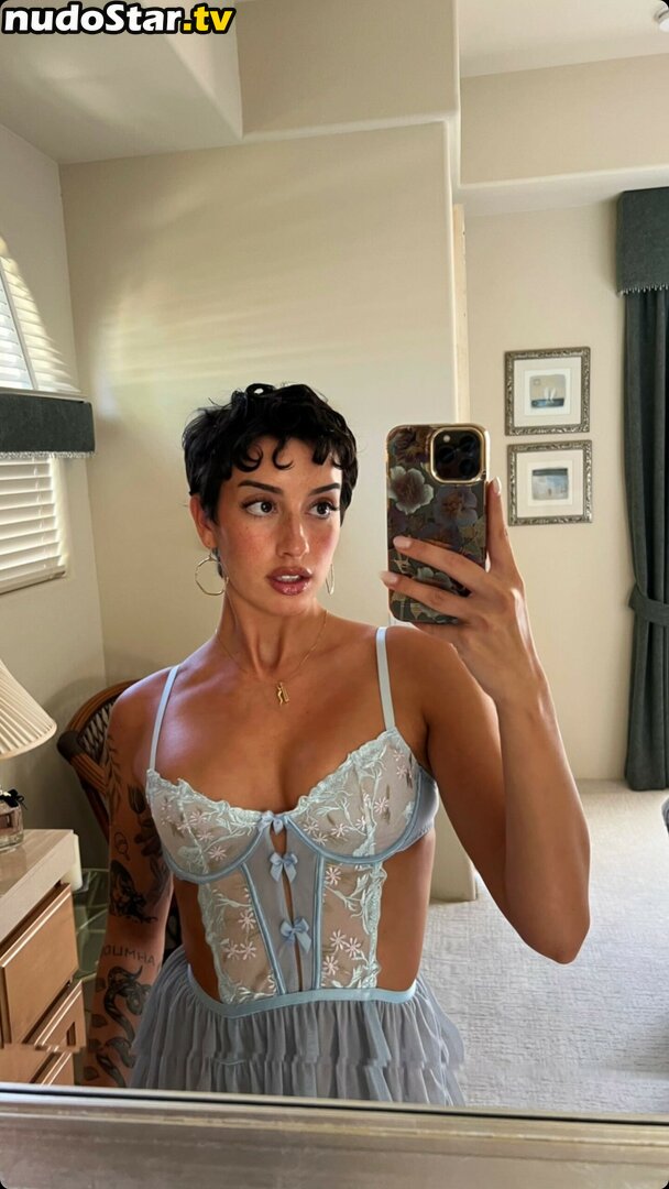 Gianna Evelyn / Giannaevelyn Nude OnlyFans Leaked Photo #64